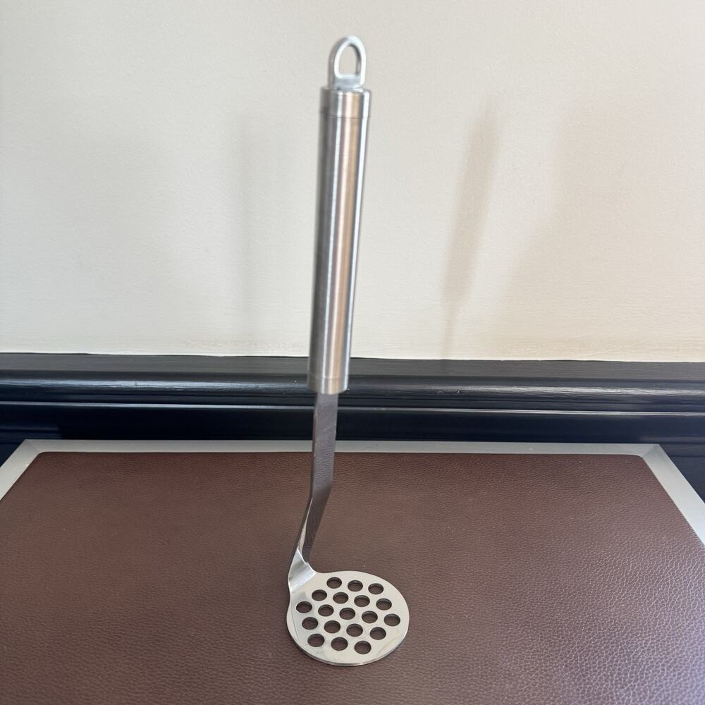Stainless Steel Potato Masher Manual Masher For Beans Fruits and Vegetables